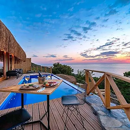Heaven Faralya Hotel 3*